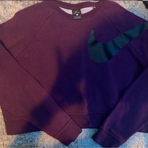 Nike crewneck cropped
